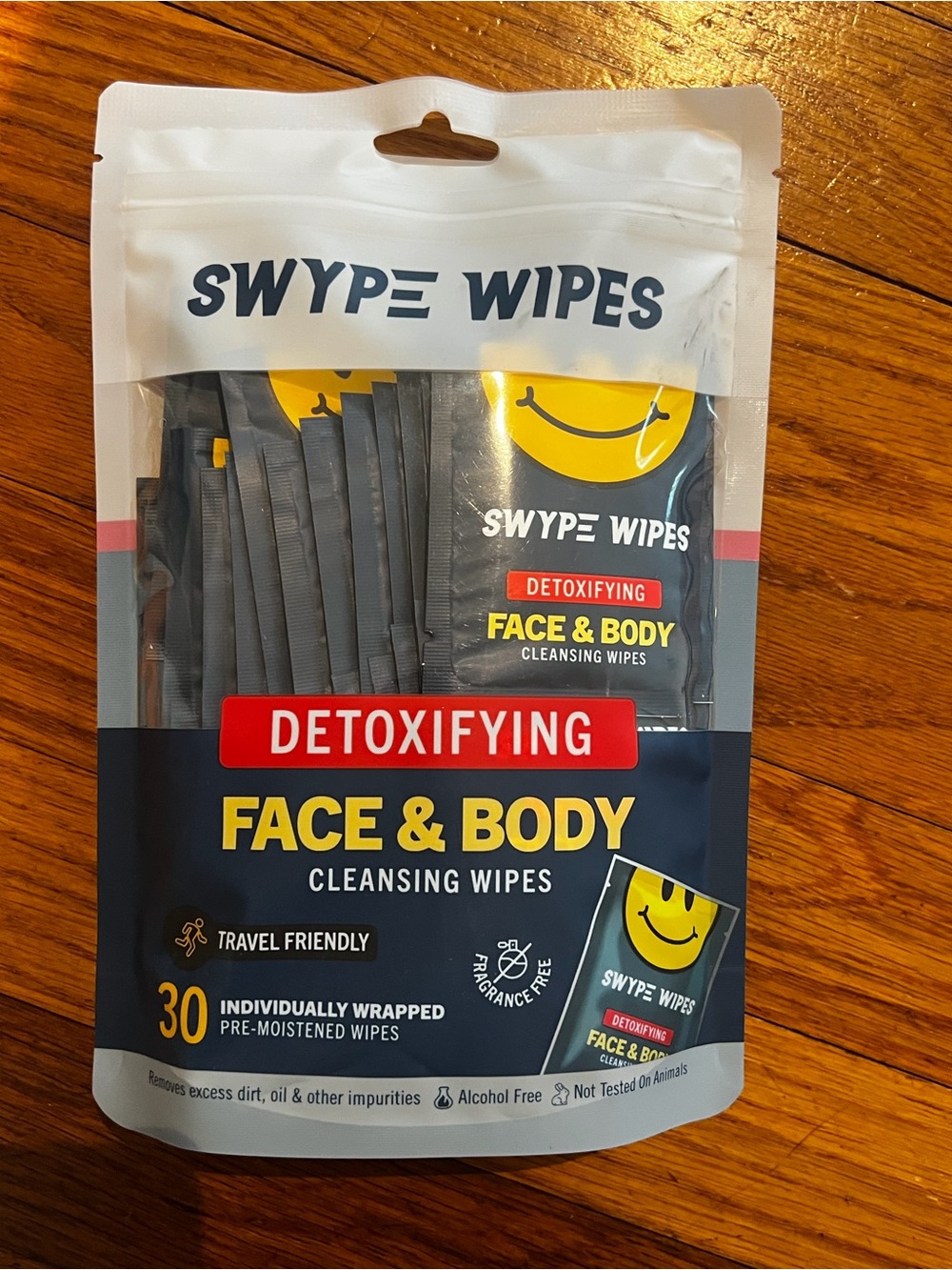 Detoxifying Face & Body Cleansing Wipes